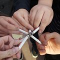Исследование: каждый десятый школьник в Литве курит сигареты ежедневно
