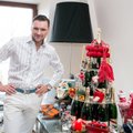 Ž. Grigaičio namus papuošė kalėdinė eglė iš butelių