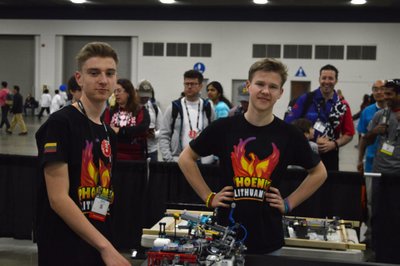 Moksleiviai iš Kauno nuskynė laurus robotikos čempionate JAV