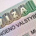 Po Lukašenkos ultimatumų – nerami žinia iš Baltarusijos: stabdomas vizų išdavimas