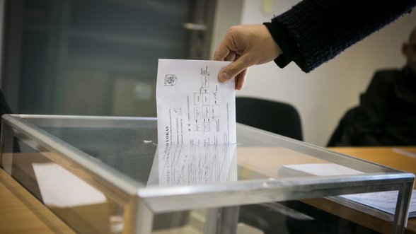 Important day: Lithuanians voted in presidential election and two referenda