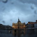 Popiežiaus atsistatydinimas atkreipė dėmesį į senstančių vadovų dilemą