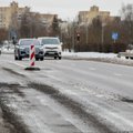 Vairuotojai visoje Lietuvoje griebiasi už galvų: tenka džiaugtis, jei pavyksta namus pasiekti su visais sveikais ratais