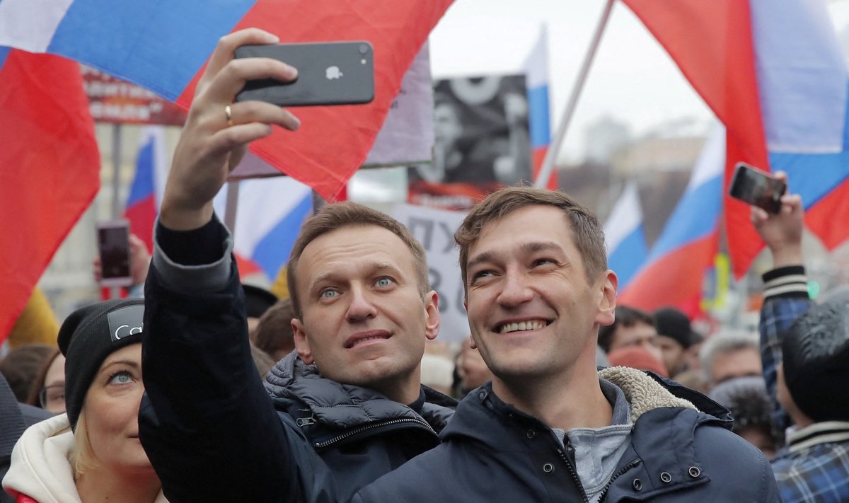 A. Navalnas ir jo brolis Olegas