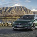 „Volkswagen“ atnaujino „Passat“: nauji ne tik buferiai, naujos ir automobilio „smegenys“