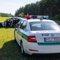 Judrioje Vilniaus gatvėje BMW avarija: automobilis vertėsi keturis kartus