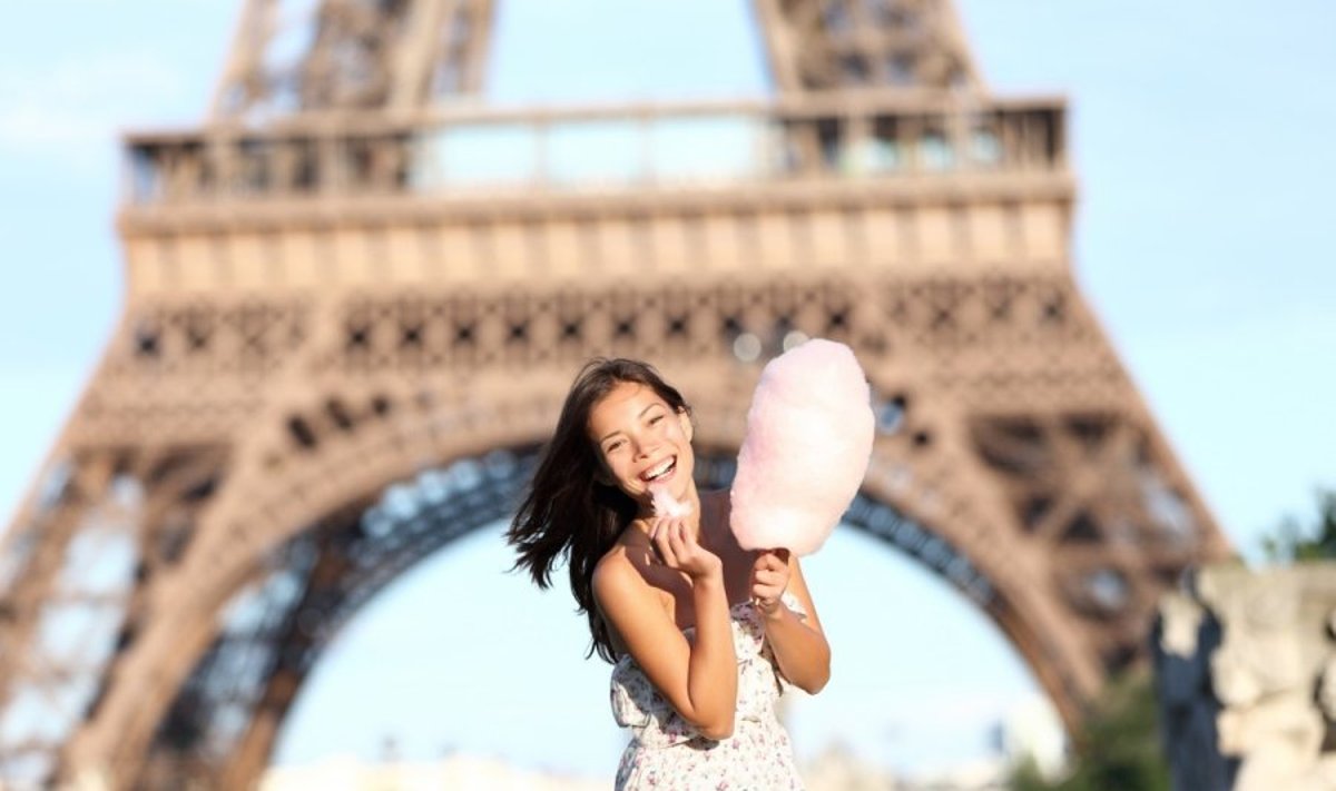 Paryžius, cukraus vata, mergina