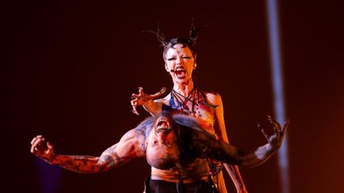 Ragana Bambie Thug prabilo apie „Eurovizijos“ užkulisius, organizatoriams negailėjo riebios kritikos: pasiuntė velniop