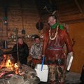 Šiuolaikiniai samiai elnius gano sėdėdami prie kompiuterių, o turistus vilioja burtais ir magija
