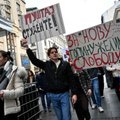 В Сербии сторонники оппозиции проводят сидячую забастовку