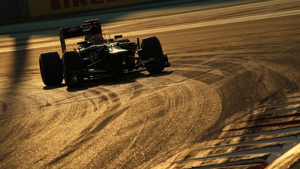 „Caterham“ savininkas įspėja: „Formulėje-1“ gali likti penkios komandos