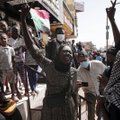 Sudane prieš protestuotojus panaudotos ašarinės dujos