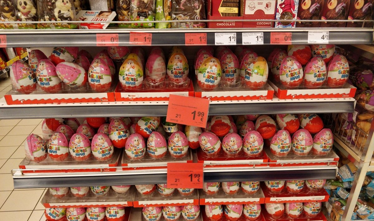 Šokoladiniams kiaušiniams paskelbta akcija.