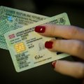 Elektroniniam parašui reikės naujo pavyzdžio asmens tapatybės kortelės: paslauga kainuos 8,6 euro
