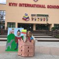 Kijevo tarptautinėje mokykloje lietuviai pirmokai pastatė Gedimino pilį