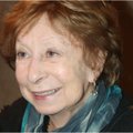 Kino legenda Lija Achedžakova patyrė išpuolį: karą pasmerkusiai aktorei – ašarinės dujos Maskvoje