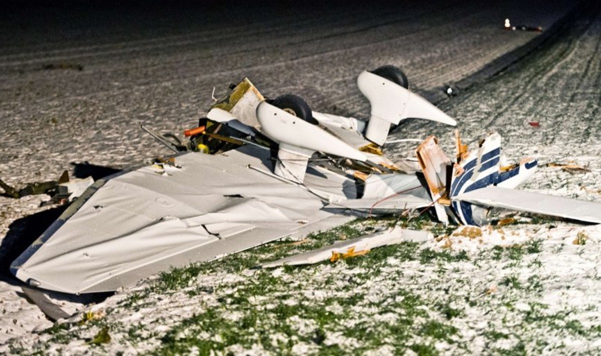Vokietijoje susidūrus dviems lėktuvams, žuvo 8 žmonės