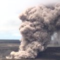 Ugnikalnis iš savo pagrindinio kraterio gali artimiausiu metu išspjauti akmenų ir pelenų