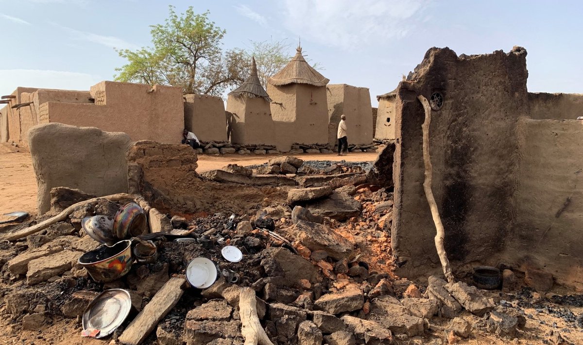 Malio kaimuose per išpuolius nužudyti 38 žmonės