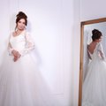Dizaineris išdavė šių metų vestuvinių suknelių tendencijas: minimalizmas traukiasi į paraštes