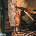 Nustačius grubius pažeidimus, sustabdyta kebabinės veikla Radviliškio rajone