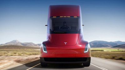 "Tesla" elektrinis sunkvežimis "Semi"
