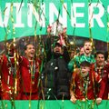 Pirmąjį sezono trofėjų Anglijoje iškovojo „Liverpool“