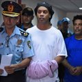Kalėjimą į namų areštą iškeitęs Ronaldinho prakalbo, ką pirmiausia atliks išėjęs į laisvę