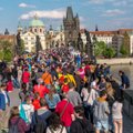 Praha nebenori ankstesnių turistų antplūdžių ir svarsto, kaip to išvengti
