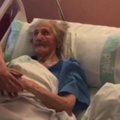 101-erių metų amžiaus moteris įveikė koronavirusą ir tapo Ispanijos vilties simboliu