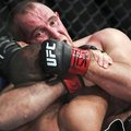 Российский боец первым в UFC выиграл с помощью "удушения Иезекииля"