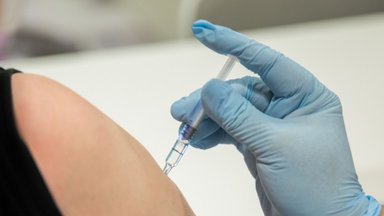 Vokietijoje jau registruoja gripo protrūkius: specialistai pataria svarstant, kada skiepytis, atsižvelgti į amžių