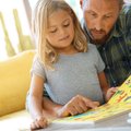 Kaip išmokyti vaiką mylėti knygas: praktiški patarimai padės kitaip pažvelgti į skaitymą