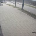 Vilniuje girto vairuotojo „Toyota“ iš trečios eismo juostos nulėkė ant šaligatvio ir rėžėsi į parduotuvės vitriną