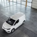 „Toyota“ papildė verslui skirtų modelių gamą – į Lietuvą atsivežė naujieną