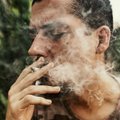 Nerimą keliantis tyrimas: kanapes rūkančių vyrų spermoje pastebėta pavojingų mutacijų