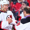 NHL čempionate – užtikrinta „Devils“ su D. Zubrumi pergalė