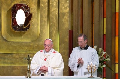 Popiežius Pranciškus šventė Didįjį ketvirtadienį 