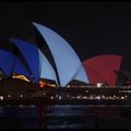 Sidnėjaus operos rūmai nušvito Prancūzijos vėliavos spalvomis