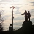 Soviet Green Bridge statues in Vilnius to be removed for restoration