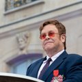Megažvaigždė Eltonas Johnas atideda savo koncertus
