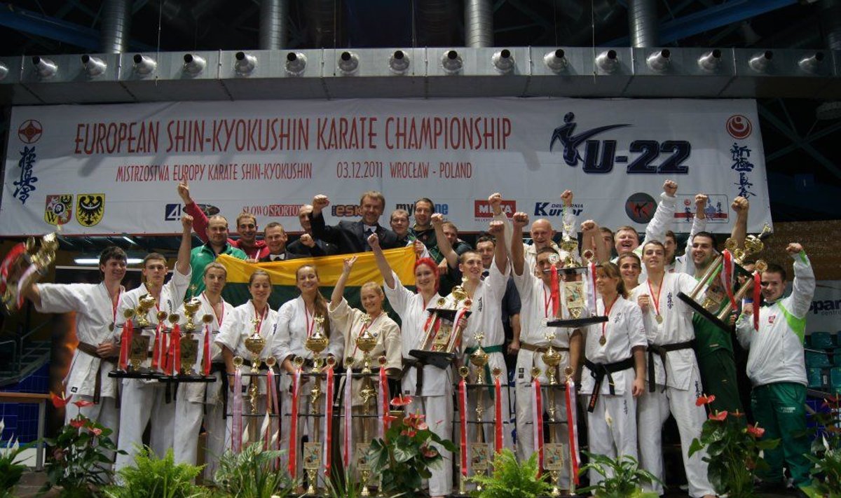 *Europos U-22 jaunimo kiokušin karatė čempionato prizininkai
