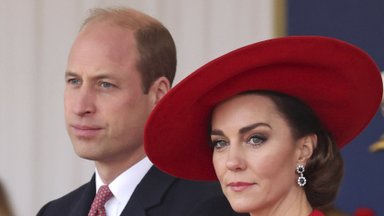 Istorinis įvykis: Kate Middleton ir princui Williamui suteikti nauji titulai