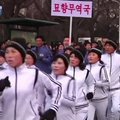 Šiaurės Korėjos valdininkai dalyvavo miesto bėgime