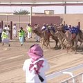 Neymaras dalyvavo kupranugarių lenktynėse
