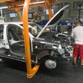 Po trijų savaičių pertraukos gamybą atnaujina „Audi“ gamykla Vengrijoje
