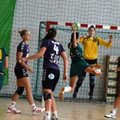 Lietuvos moterų rankinio lygoje šeimininkės ir viešnios pasidalijo po pergalę