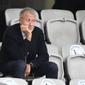 Abramovičius „skaudančia širdimi“ patvirtino parduodantis „Chelsea“