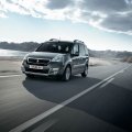 „Peugeot“ atnaujino „Partner“ furgoną