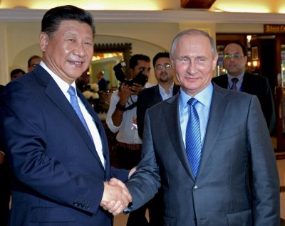 Kinijos ir Rusijos prezidentai Xi Jinpingas bei Vladimiras Putinas 
